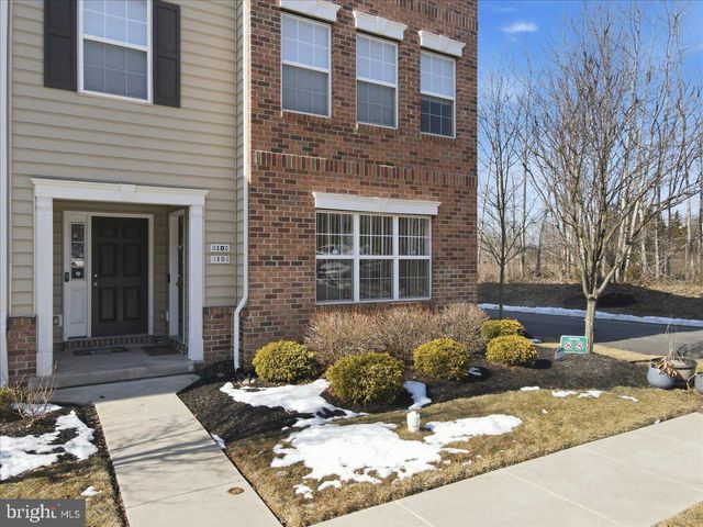 3101 GOSHEN DR, Pennsburg, PA 18073