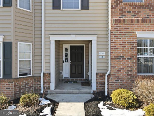 3101 GOSHEN DR, Pennsburg, PA 18073