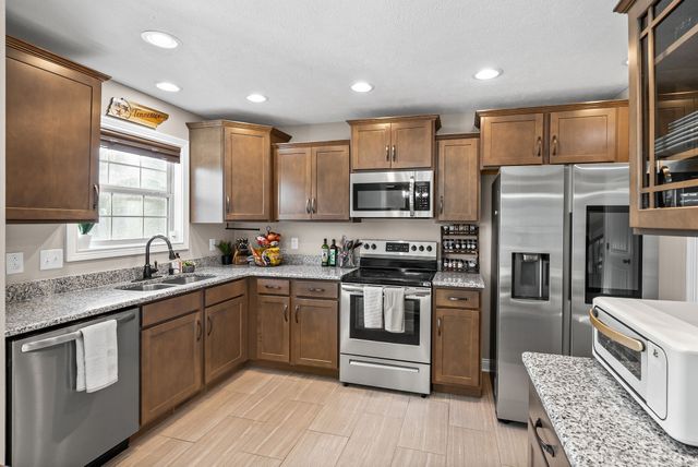 116 Woodtrace Ct, Clarksville, TN 37042