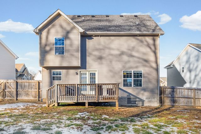 116 Woodtrace Ct, Clarksville, TN 37042