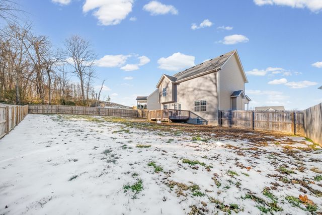 116 Woodtrace Ct, Clarksville, TN 37042