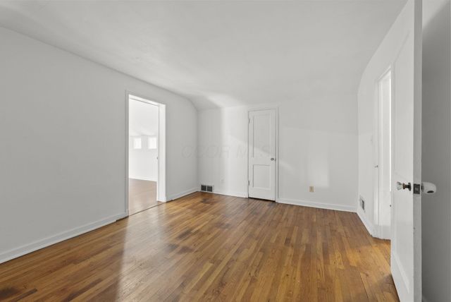 1940 Riverside Drive, Upper Arlington, OH 43221