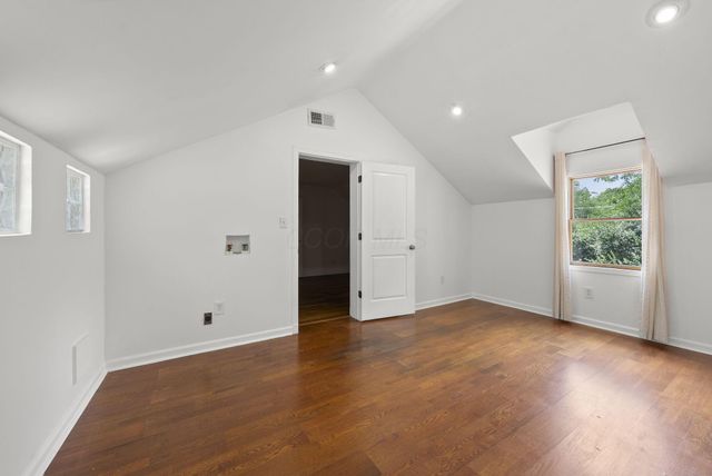 1940 Riverside Drive, Upper Arlington, OH 43221