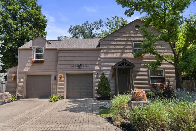 1940 Riverside Drive, Upper Arlington, OH 43221