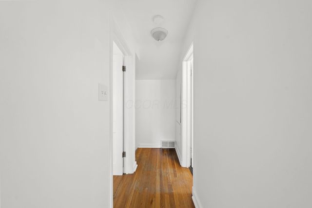 1940 Riverside Drive, Upper Arlington, OH 43221