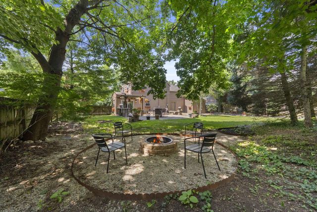 1940 Riverside Drive, Upper Arlington, OH 43221