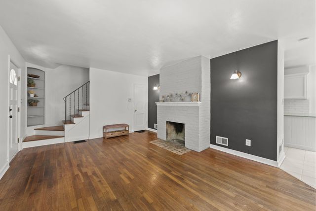 1940 Riverside Drive, Upper Arlington, OH 43221