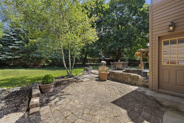1940 Riverside Drive, Upper Arlington, OH 43221