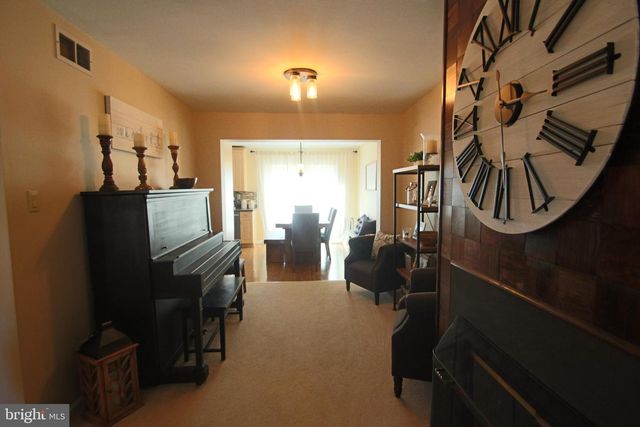 112 MAGNOLIA CT, Collegeville, PA 19426