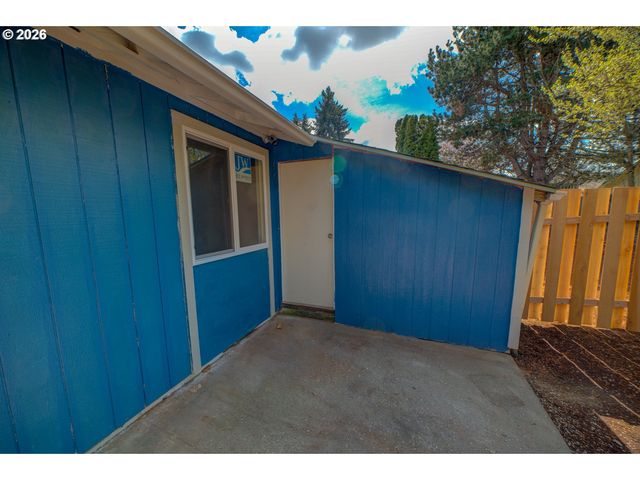 3825 Sw 198TH Ave, Beaverton, OR 97078