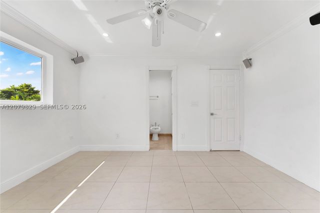 3250 SW 72nd Ct 3250, Miami, FL 33155