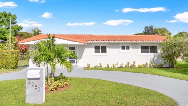 3250 SW 72nd Ct 3250, Miami, FL 33155