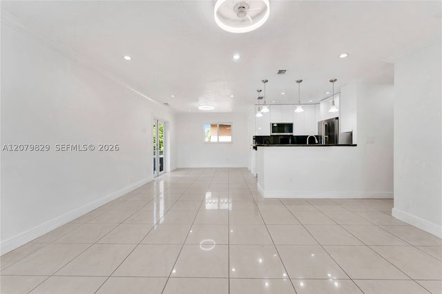 3250 SW 72nd Ct 3250, Miami, FL 33155