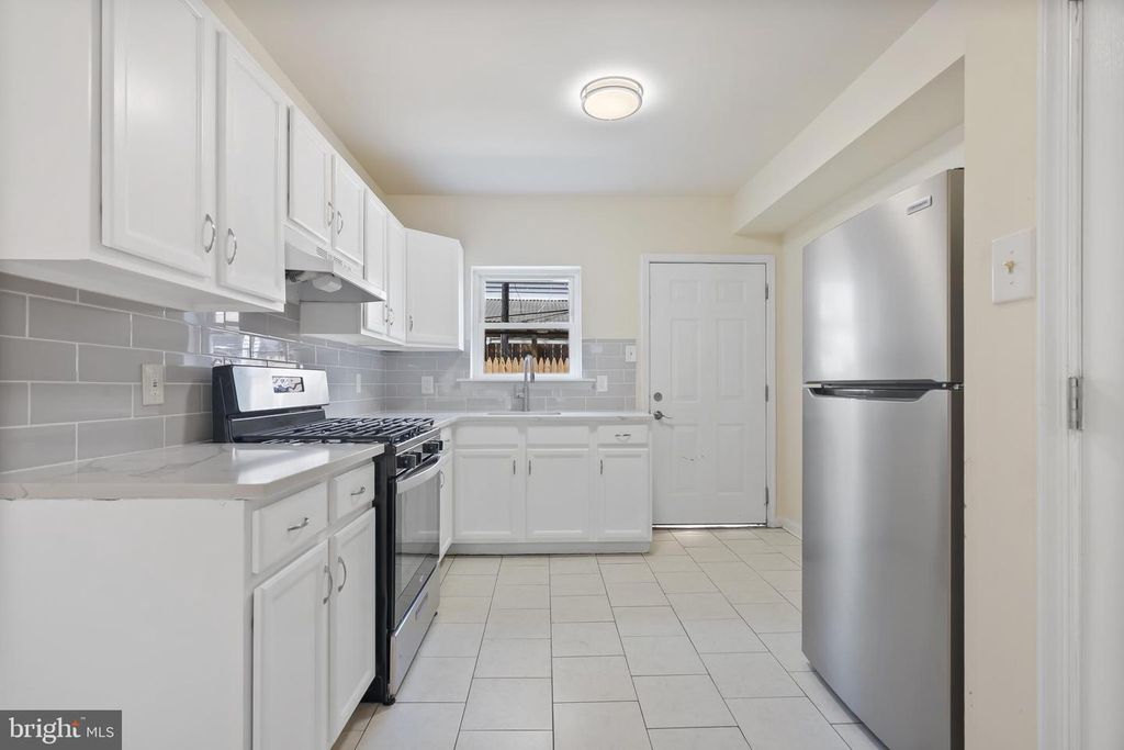 2251 CROSS ST, Philadelphia, PA 19146