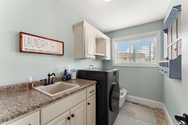 20693 Frost Court, Lakeville, MN 55044