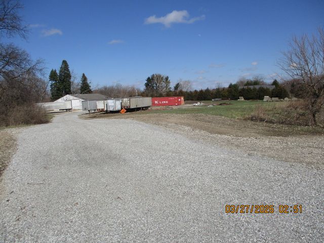 621 Yellowstone Drive, Hebron, IN 46341