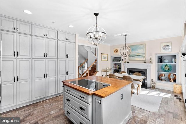 43781 BENT CREEK TER, Leesburg, VA 20176