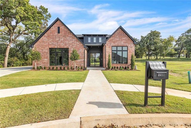 4400 Redbud Circle, Oklahoma City, OK 73111