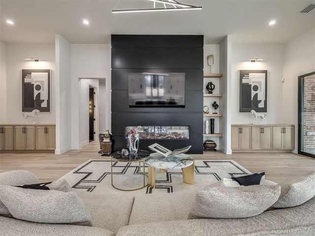 4400 Redbud Circle, Oklahoma City, OK 73111