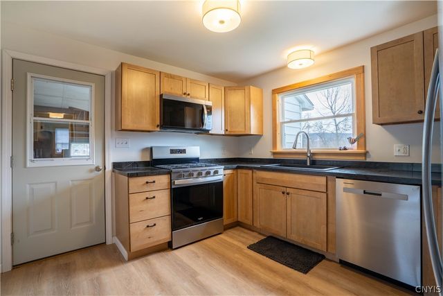 3921 State Route 167, Little Falls Town, NY 13365