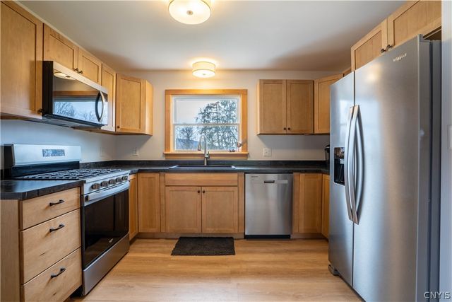 3921 State Route 167, Little Falls Town, NY 13365