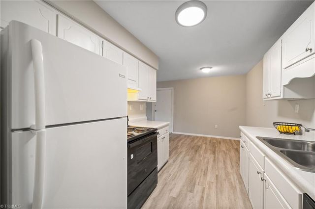 2205 Sunderland Road 116D, Winston-salem, NC 27103