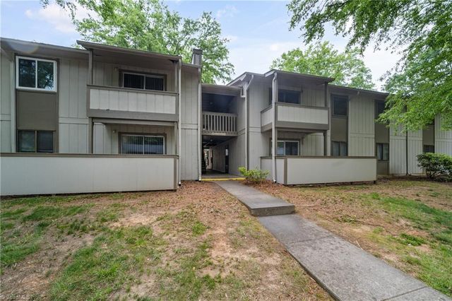 2205 Sunderland Road 116D, Winston-salem, NC 27103