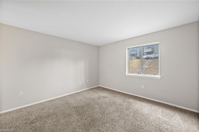 2205 Sunderland Road 116D, Winston-salem, NC 27103