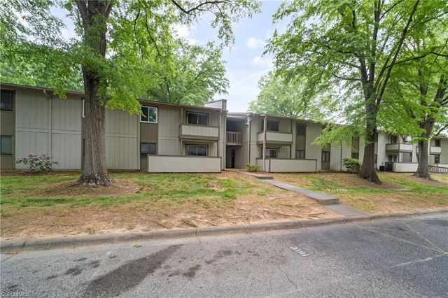 2205 Sunderland Road 116D, Winston-salem, NC 27103