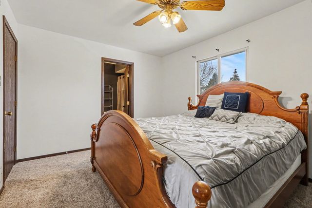 945 Surrey Court, Joliet, IL 60431