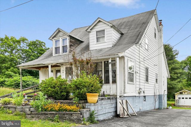 24 UPPER BEECHWOOD AVE, Pottsville, PA 17901