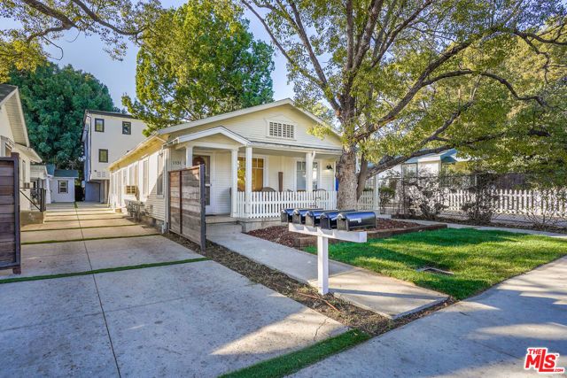 1333 N June Street, Los Angeles, CA 90028