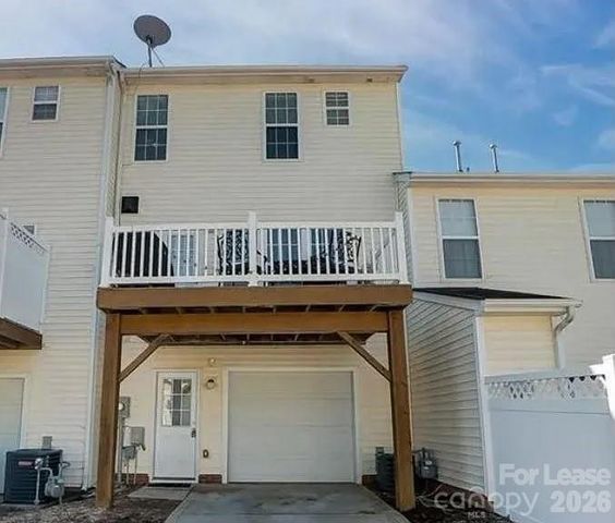 12815 Bullock Greenway Boulevard, Charlotte, NC 28277