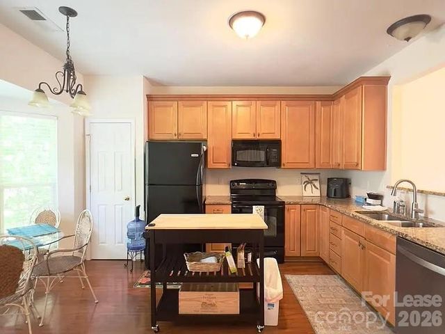 12815 Bullock Greenway Boulevard, Charlotte, NC 28277