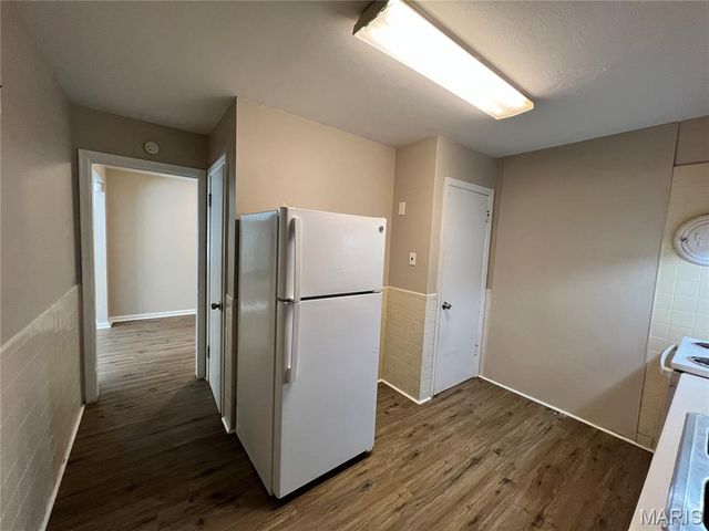 1257 Waldorf, St Louis, MO 63137