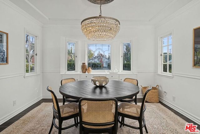 5009 Willowcrest Avenue, North Hollywood, CA 91601