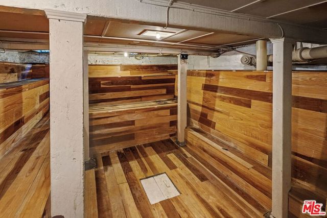 5009 Willowcrest Avenue, North Hollywood, CA 91601