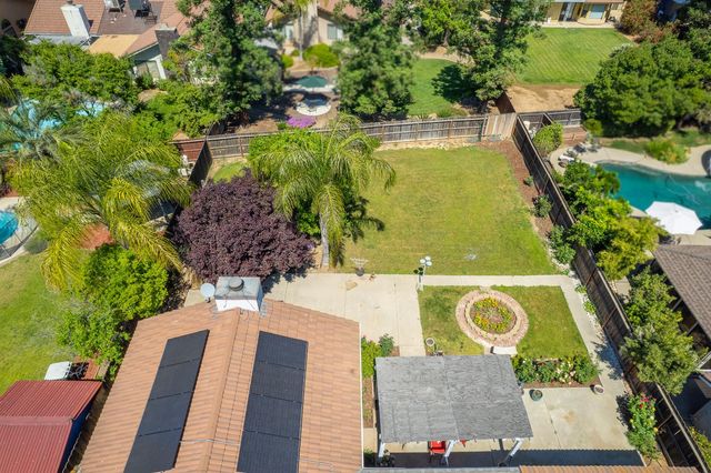 2091 Escalon Avenue, Clovis, CA 93611