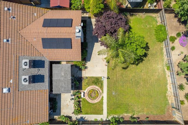 2091 Escalon Avenue, Clovis, CA 93611