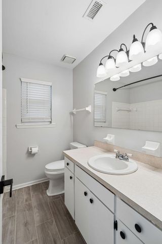 18 Hillcreek Boulevard, Charleston, SC 29412