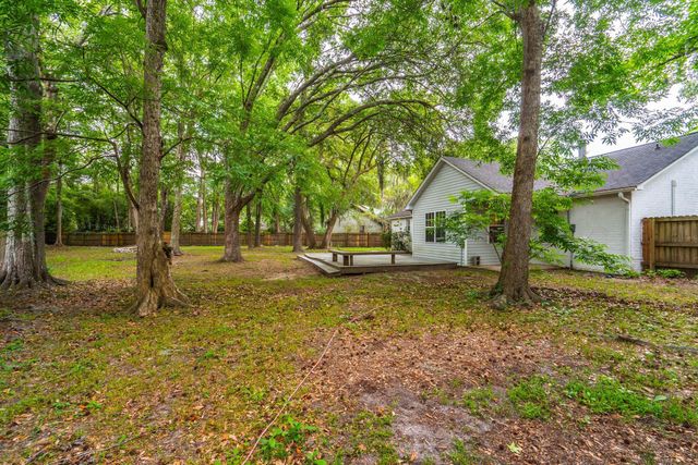 18 Hillcreek Boulevard, Charleston, SC 29412