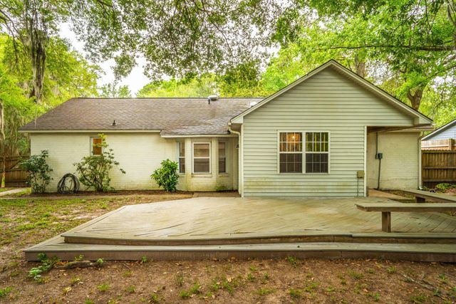 18 Hillcreek Boulevard, Charleston, SC 29412