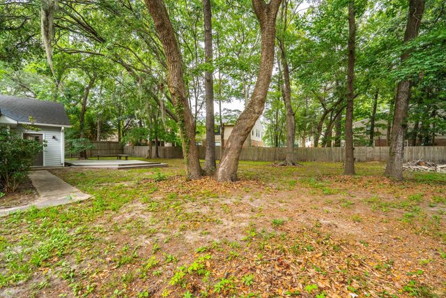 18 Hillcreek Boulevard, Charleston, SC 29412