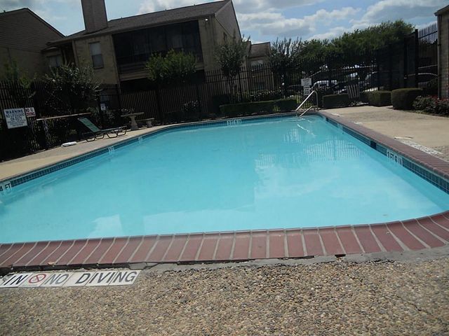 10555 Turtlewood Court 2003, Houston, TX 77072