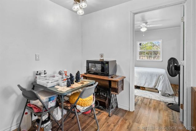 448933 Hwy 100, Vian, OK 74962