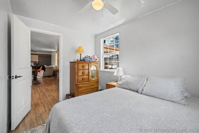 448933 Hwy 100, Vian, OK 74962