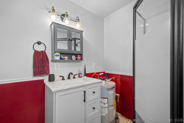 448933 Hwy 100, Vian, OK 74962