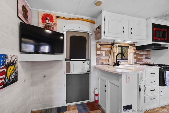 448933 Hwy 100, Vian, OK 74962