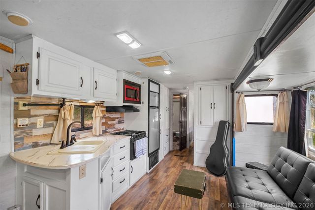 448933 Hwy 100, Vian, OK 74962