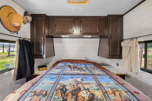 448933 Hwy 100, Vian, OK 74962